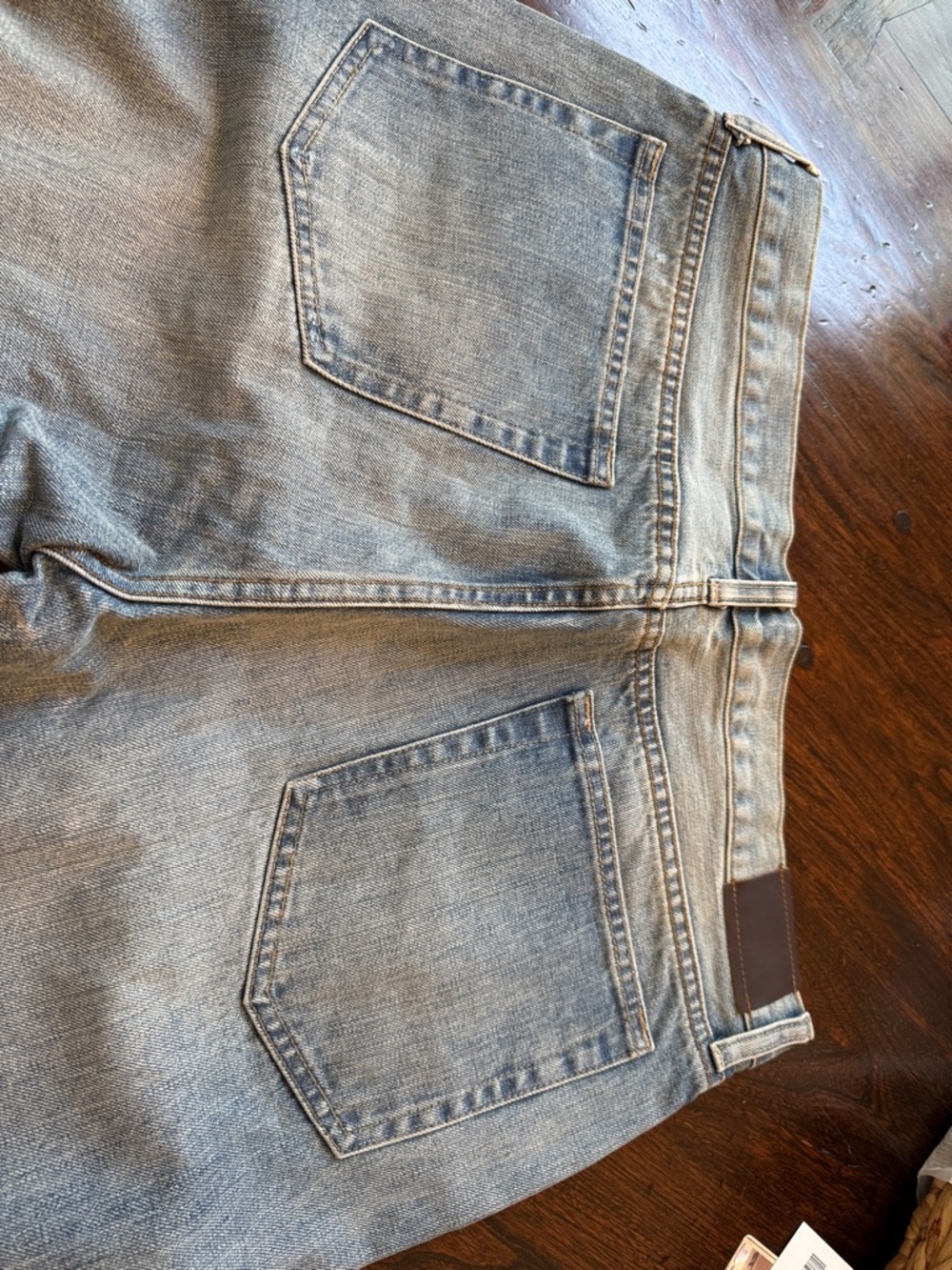 Light Wash Denim Jeans - Classic Back Pocket Style,Model 770